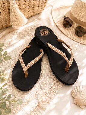 Reef Women's Black Sandals with Tan Braided Straps